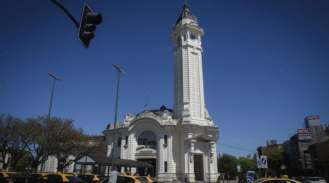 Terminal de Ómnibus Mariano Moreno