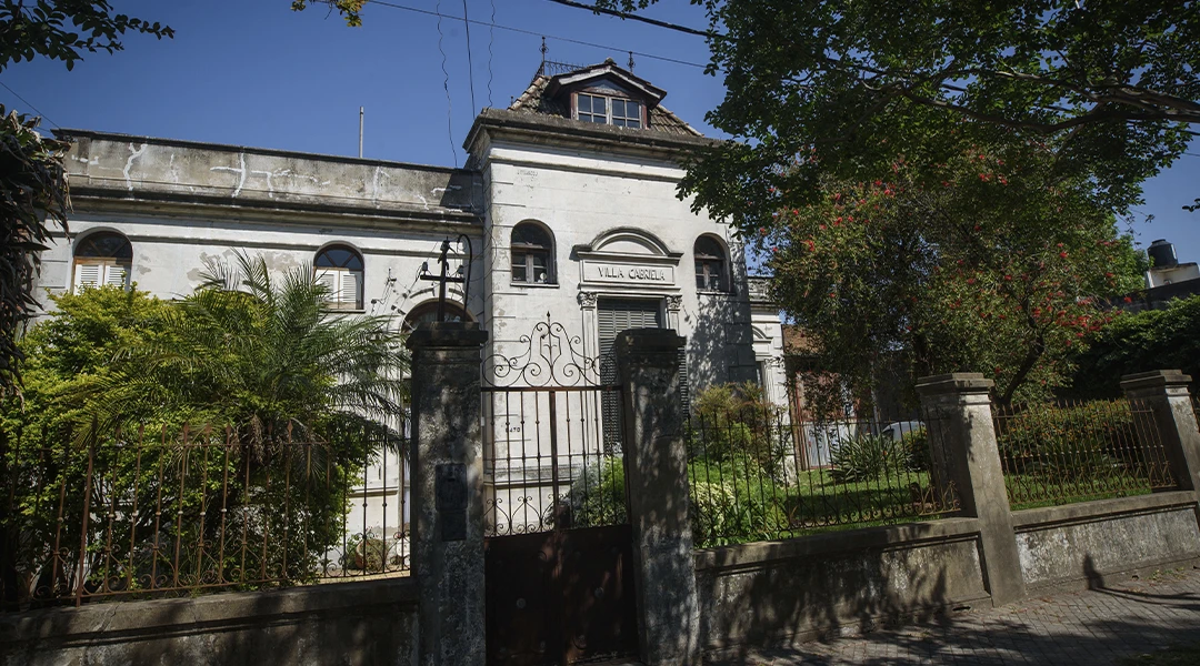 Mansiones Av. del Rosario